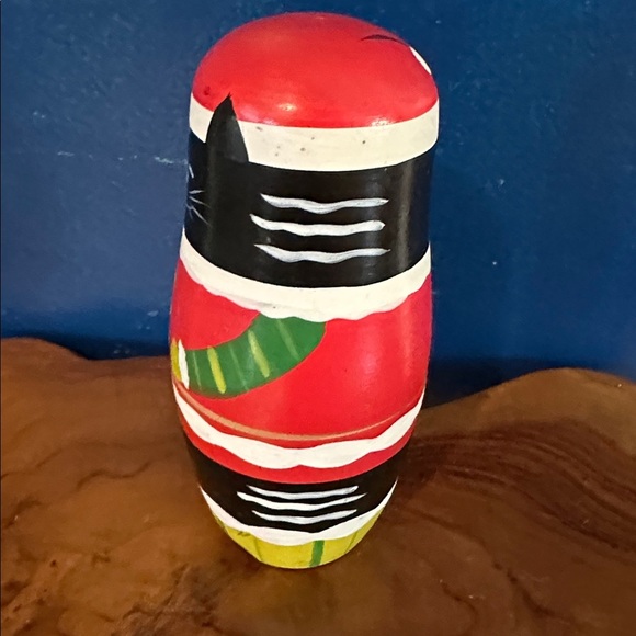 Set of 5 Wooden Nesting Christmas Cats Black & Brown Cats - Picture 6 of 8